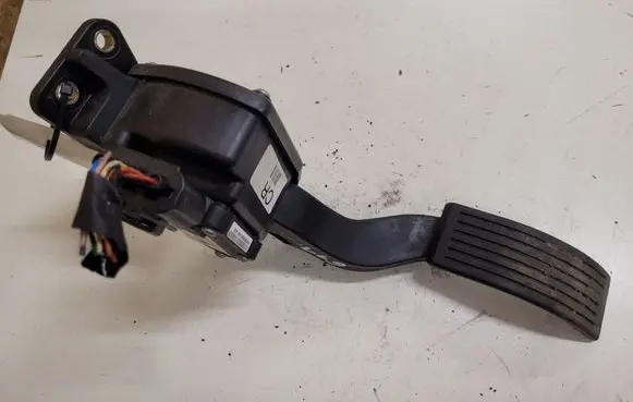 Hyundai Santa Fe Accelerator throttle pedal BFT0187A2B900