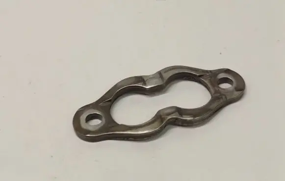 Volkswagen PASSAT B6 Fuel Injector clamp holder 