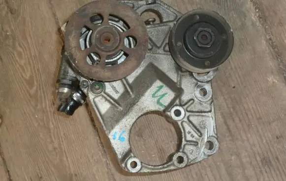 Renault Laguna I Vacuum pump 72166610G