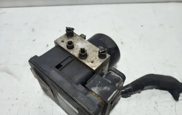 Ford Focus ABS Pump 10096001253 9N37107098 00404071E0
