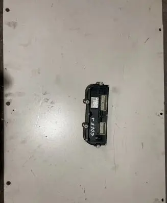 Volkswagen Golf Plus Climate control unit