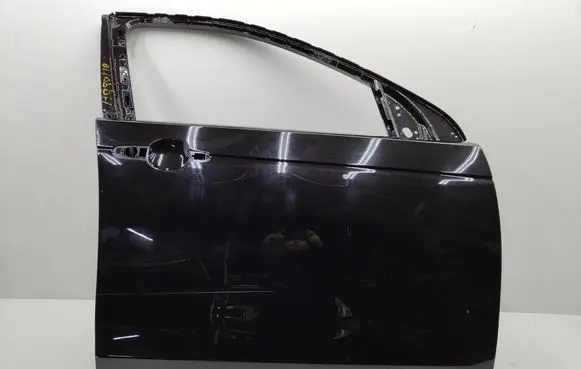 Land Rover Discovery Sport Front door LK550550A