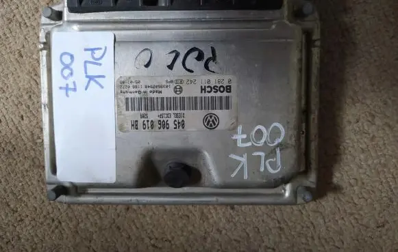 Volkswagen Polo IV 9N3 Engine control unit/module ECU