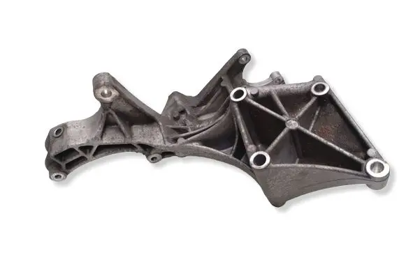 Volkswagen II LT Engine mounting bracket 074145169F