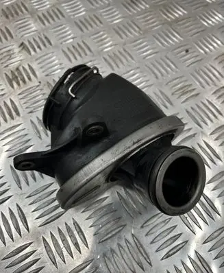 Mercedes-Benz C W204 Intake resonator A6460981007