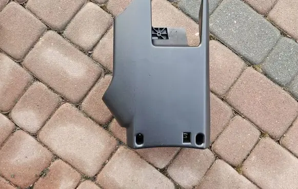 Opel Combo E Steering wheel column trim 9816558477