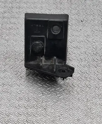 Tesla Model S Front bumper mounting bracket 105553800A