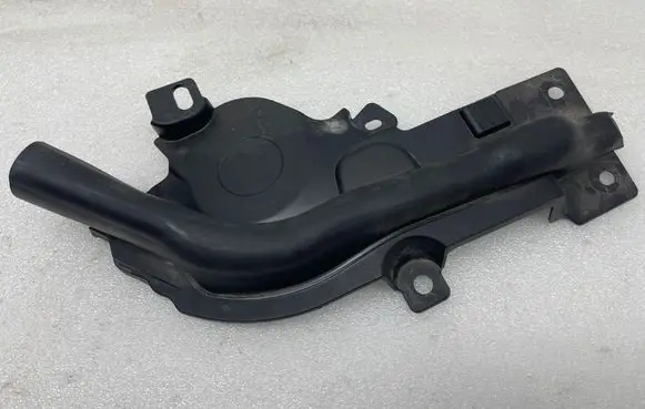 BMW i4 Engine compartment rubber 7486823