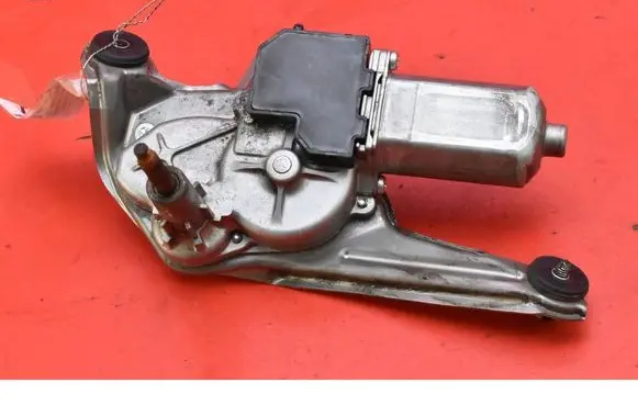 Toyota Avensis Verso Rear window wiper motor 85130-05100