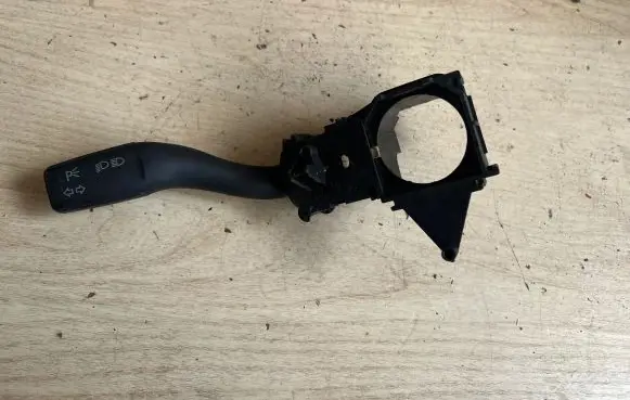 Audi A4 S4 B6 8E 8H Indicator stalk 8E0953513A
