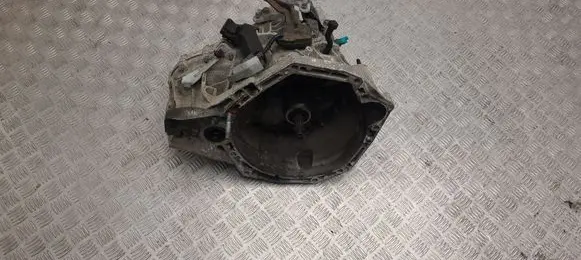 Renault Kadjar Manual 6 speed gearbox 12008R