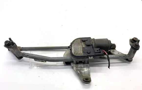 Volkswagen PASSAT B6 Front wiper linkage and motor 3C1955419A