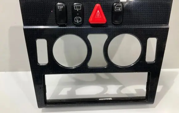 Mercedes-Benz E W210 Climate control/heater control trim 2106830625