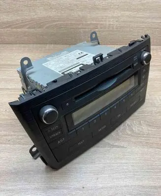 Toyota Avensis T270 Radio/CD/DVD/GPS head unit 8612005150 CQJS6870G