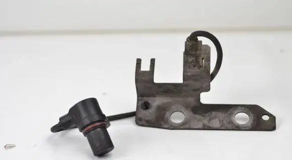 Audi A6 S6 C6 4F Crankshaft position sensor 0261210140