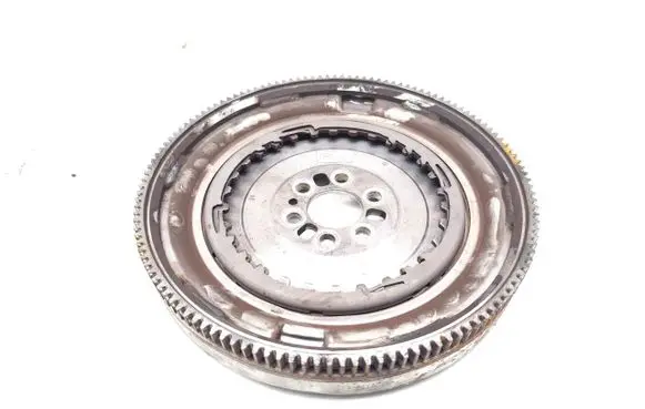 Volkswagen Polo VI Dual mass flywheel 04C105266H