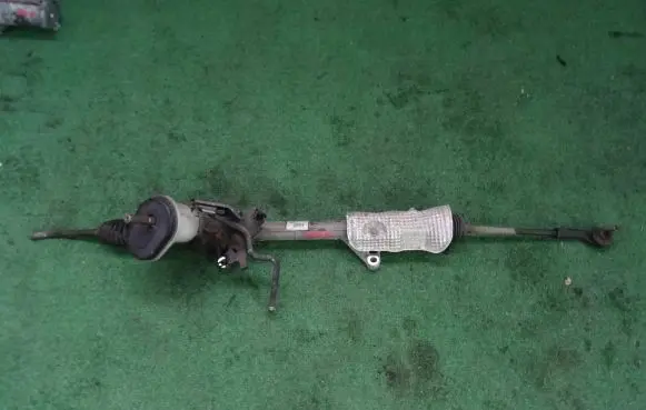 Renault Modus Steering rack 8200565645