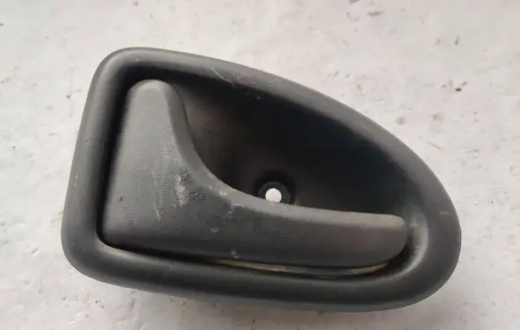 Renault Trafic I Front door interior handle 8200028994 99035201