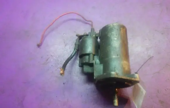 Volkswagen Golf III Starter motor