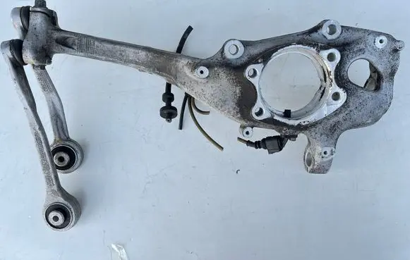 Audi A4 S4 B8 8K Front wheel hub spindle knuckle 8K0407257L