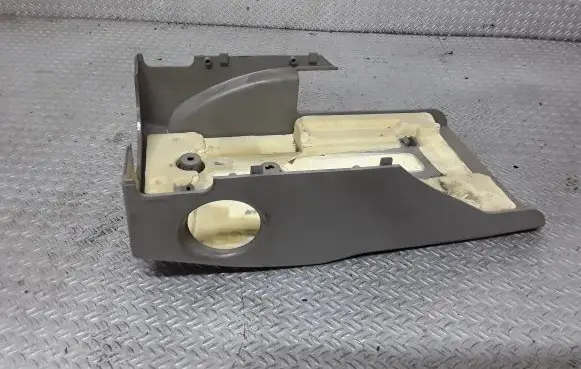 Volvo XC90 Steering wheel column trim S30666070
