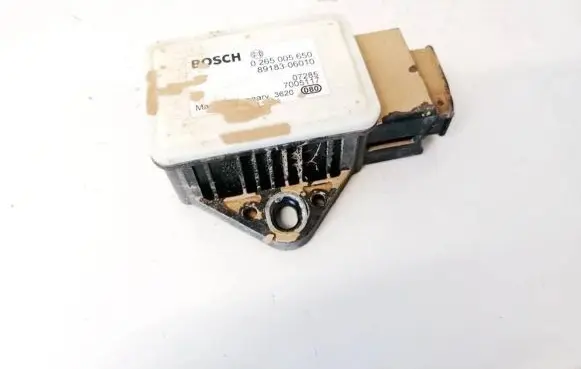 Toyota Auris 150 ESP acceleration yaw rate sensor 0265005650 89183-06010