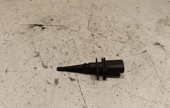 BMW X5 E70 Outside/exterior temperature sensor 65816936953