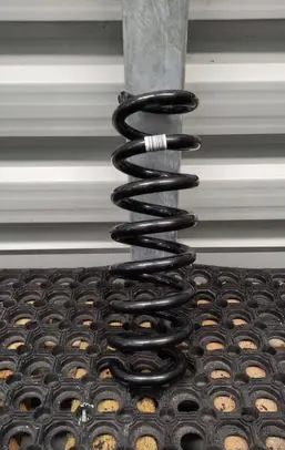 BMW 3 G20 G21 Rear coil spring 6898642