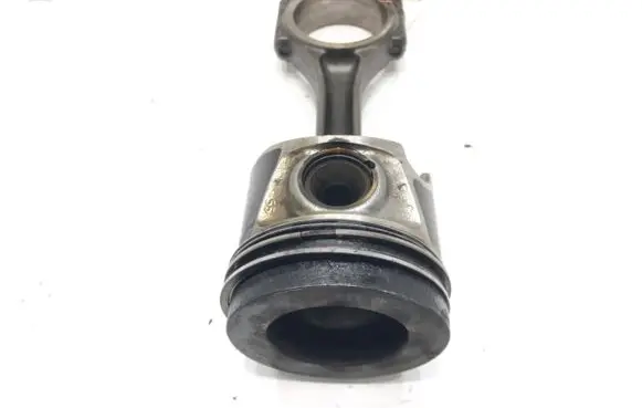 Audi A4 S4 B8 8K Piston with connecting rod CAG