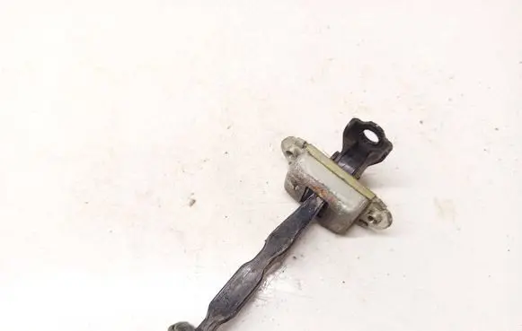 Nissan X-Trail T30 Rear door check strap stopper 