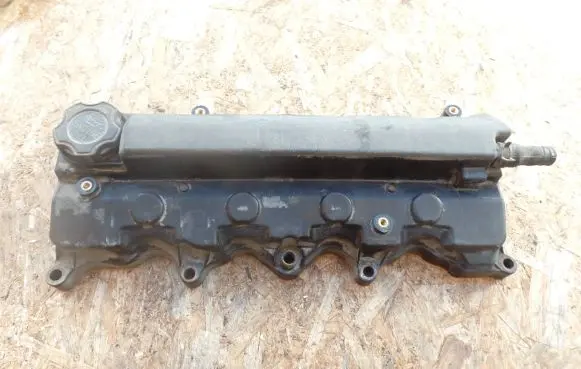 Honda FR-V Rocker cam cover 