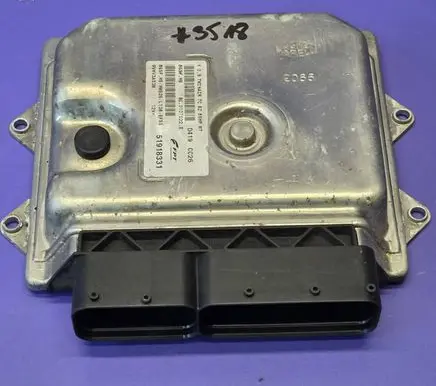Lancia Ypsilon Engine control unit/module 51918331 D419CC26 0107022E