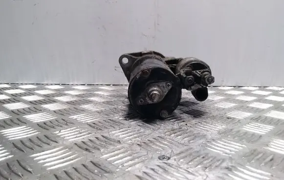 Skoda Yeti (5L) Starter motor 02M911024