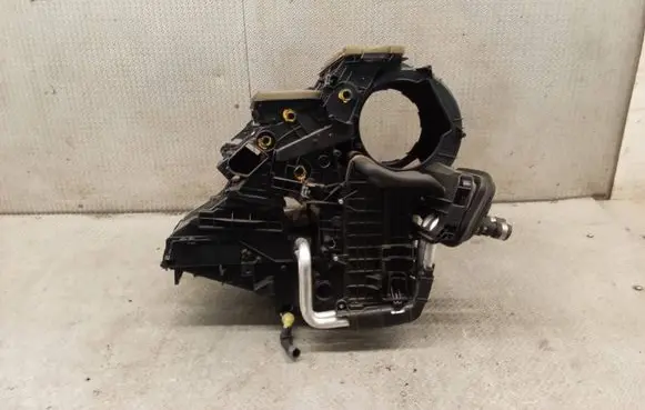 Ford Focus Interior heater climate box assembly AV6N19B555RD