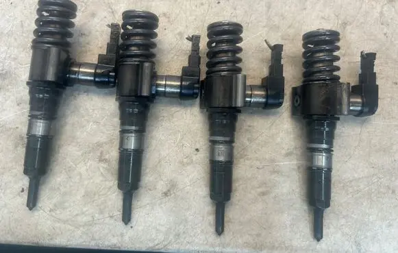 Audi A3 S3 8P Fuel injectors set 03G130073T