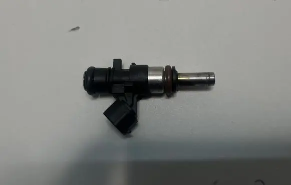 Audi Q5 SQ5 Fuel injector 06L906031C