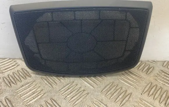 BMW 4 F36 Gran coupe Dash center speaker trim cover 9364839 51459364839