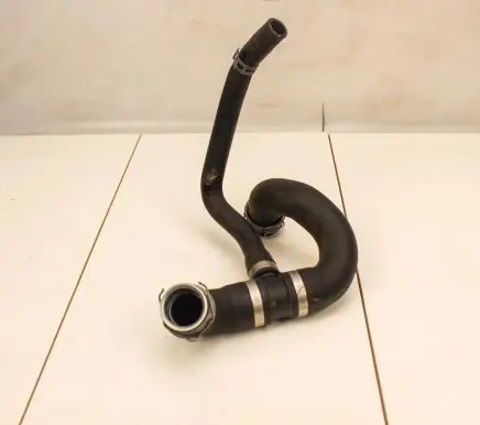 Mercedes-Benz Sprinter W906 Engine coolant pipe/hose A9065011482
