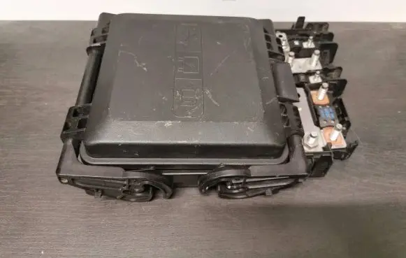 Cadillac ATS Fuse box set 23359587 23390149