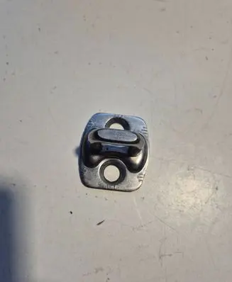 Ford Fiesta Front door lock loop/hook striker H1BBA21982AB