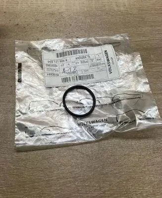 Audi Q8 Thermostat housing 059121688A