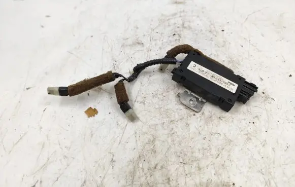 Antenna control unit