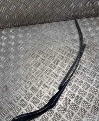 BMW 3 F30 F35 F31 Front wiper blade arm 7260469