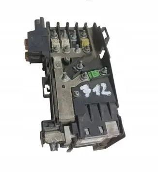 Peugeot 5008 Fuse box set 28236841