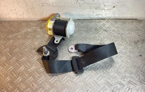 Lexus RX 450H Rear seatbelt 7T1020P M091605