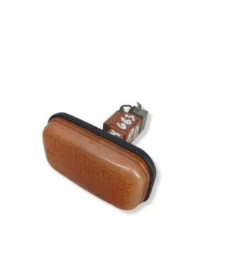 Ford Maverick Front fender indicator light 
