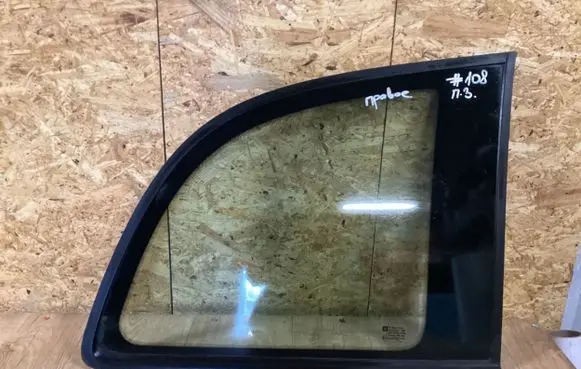 Opel Zafira A Rear vent window glass DOT36AS2M129 43R007022