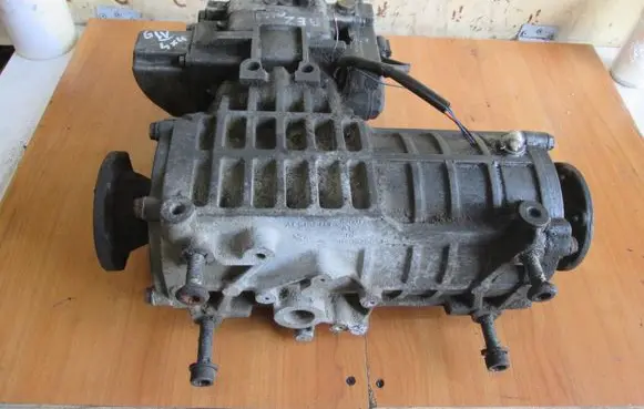 Volkswagen Golf IV Rear differential 02D525554
