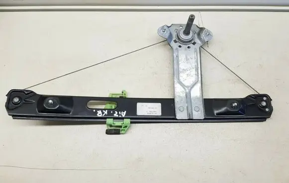 Rear door manual window regulator