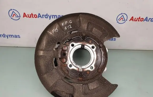 Rear wheel hub spindle/knuckle